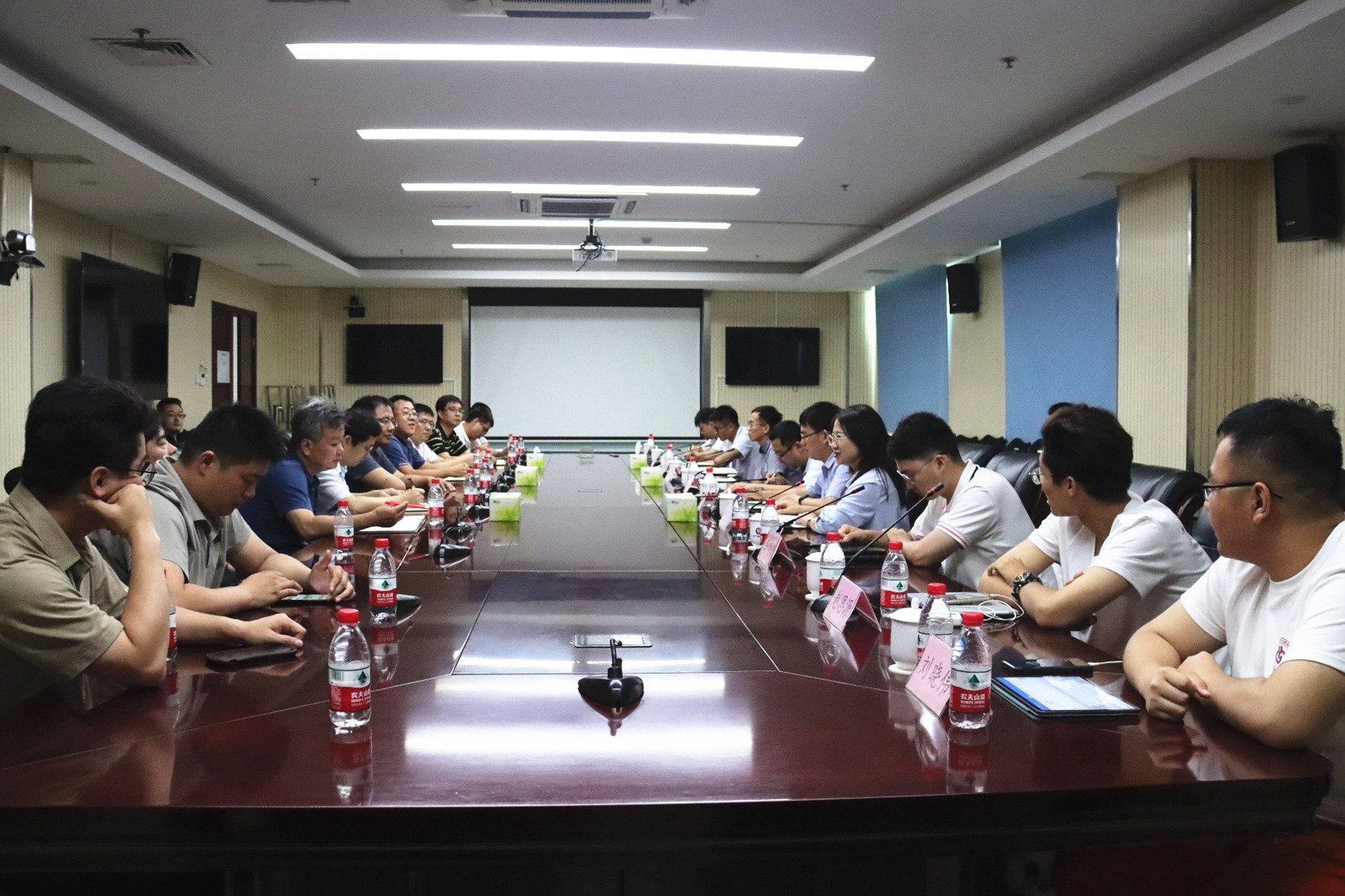 745a291a3e6b4c0ea0dd58990f31aa32.jpg 745a291a3e6b4c0ea0dd58990f31aa32.jpg