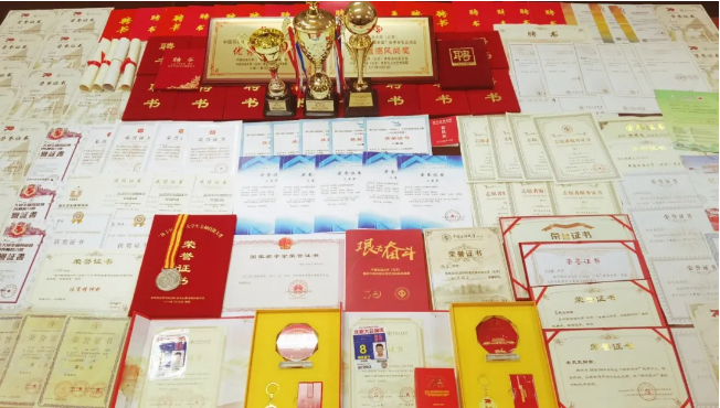 d844b71ca71e408b8040d93a40282461.png d844b71ca71e408b8040d93a40282461.png