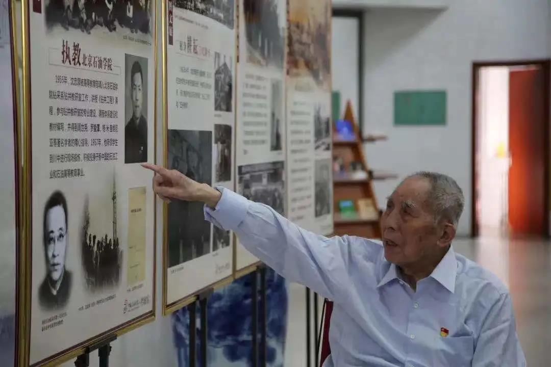 dd278947f2cd49e49f5a9b79ad2e1cd0.jpg dd278947f2cd49e49f5a9b79ad2e1cd0.jpg