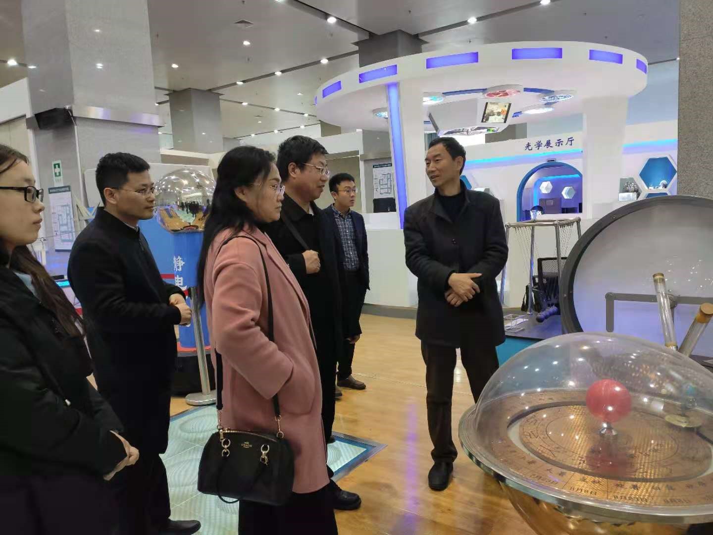 e4d4f40bb51d49038cf6f1c4f5f14a7d.jpg e4d4f40bb51d49038cf6f1c4f5f14a7d.jpg