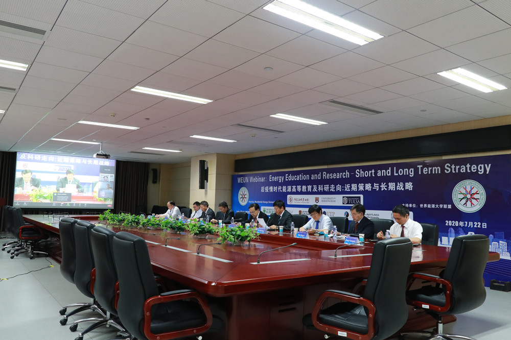 d1e13c5b450f45efbc22337f8408b7ec.jpg d1e13c5b450f45efbc22337f8408b7ec.jpg